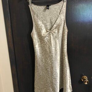 Jones New York Ladies Slip Size Small